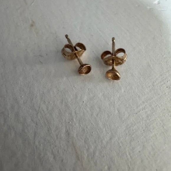 Wwake Wisp Collection Bowl Earrings (small) - Picture 9 of 13